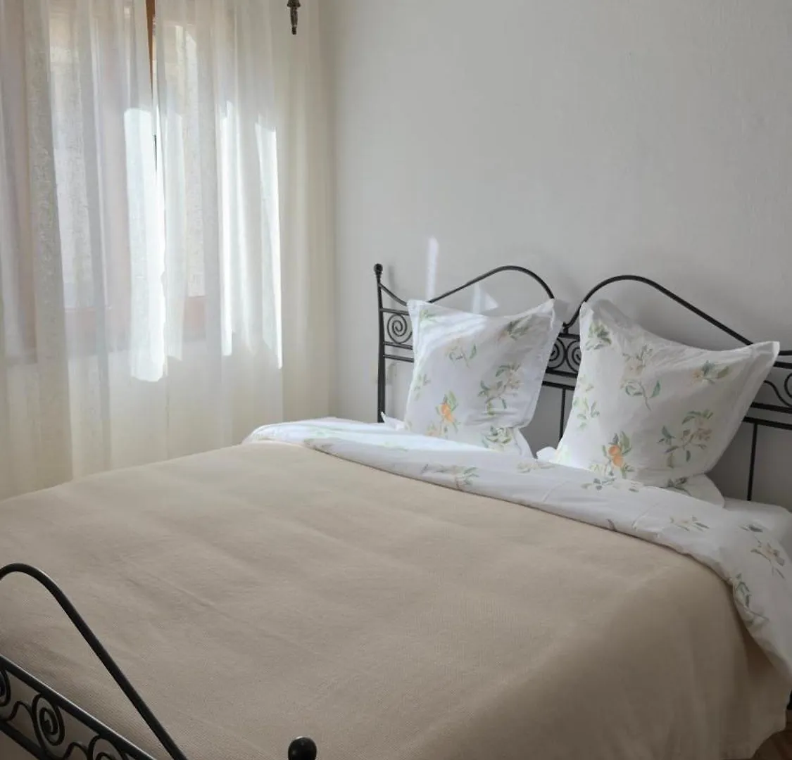 Entire Three Bedrooms Townhouse With Terrace In Heart Of Tuscany Montopoli in Val dʼArno